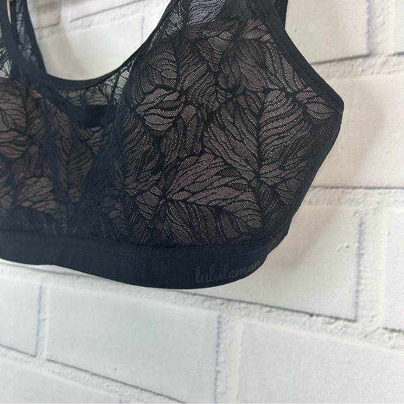 Lululemon Shadow Mesh Bra Leaf size Small - Picture 4 of 7